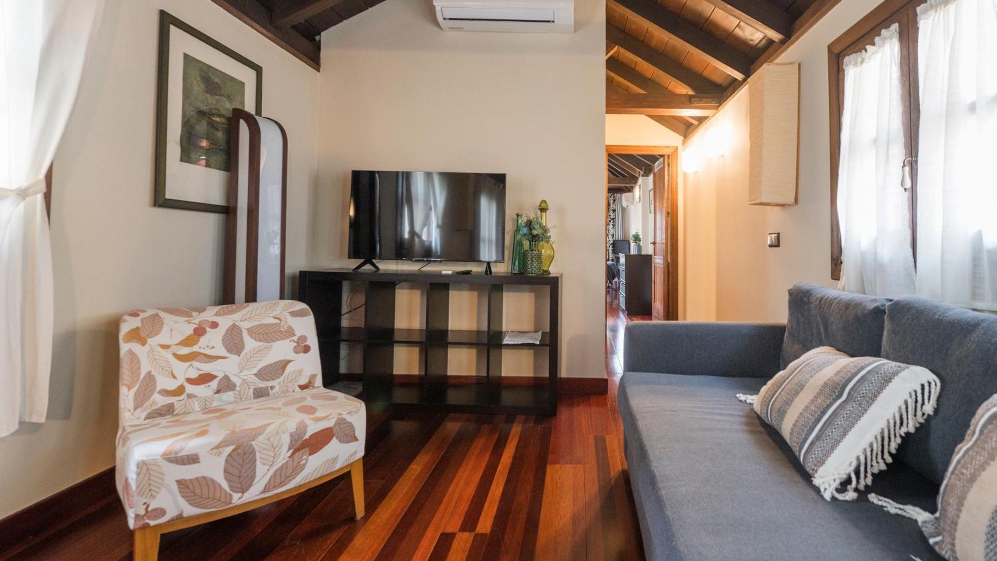 Apartamentos Las Teresitas Junto A La Catedral Toledo Dış mekan fotoğraf