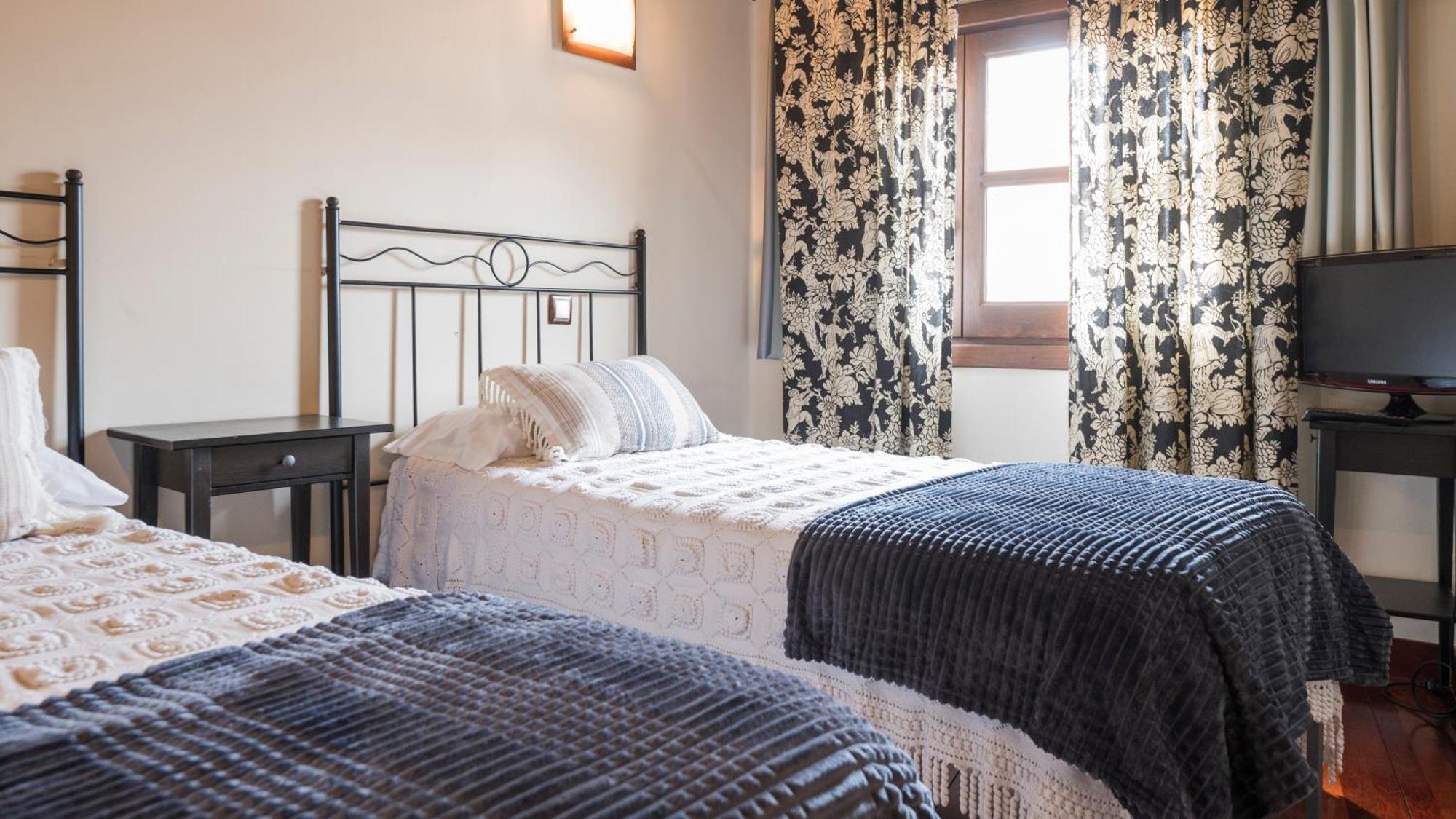 Apartamentos Las Teresitas Junto A La Catedral Toledo Dış mekan fotoğraf