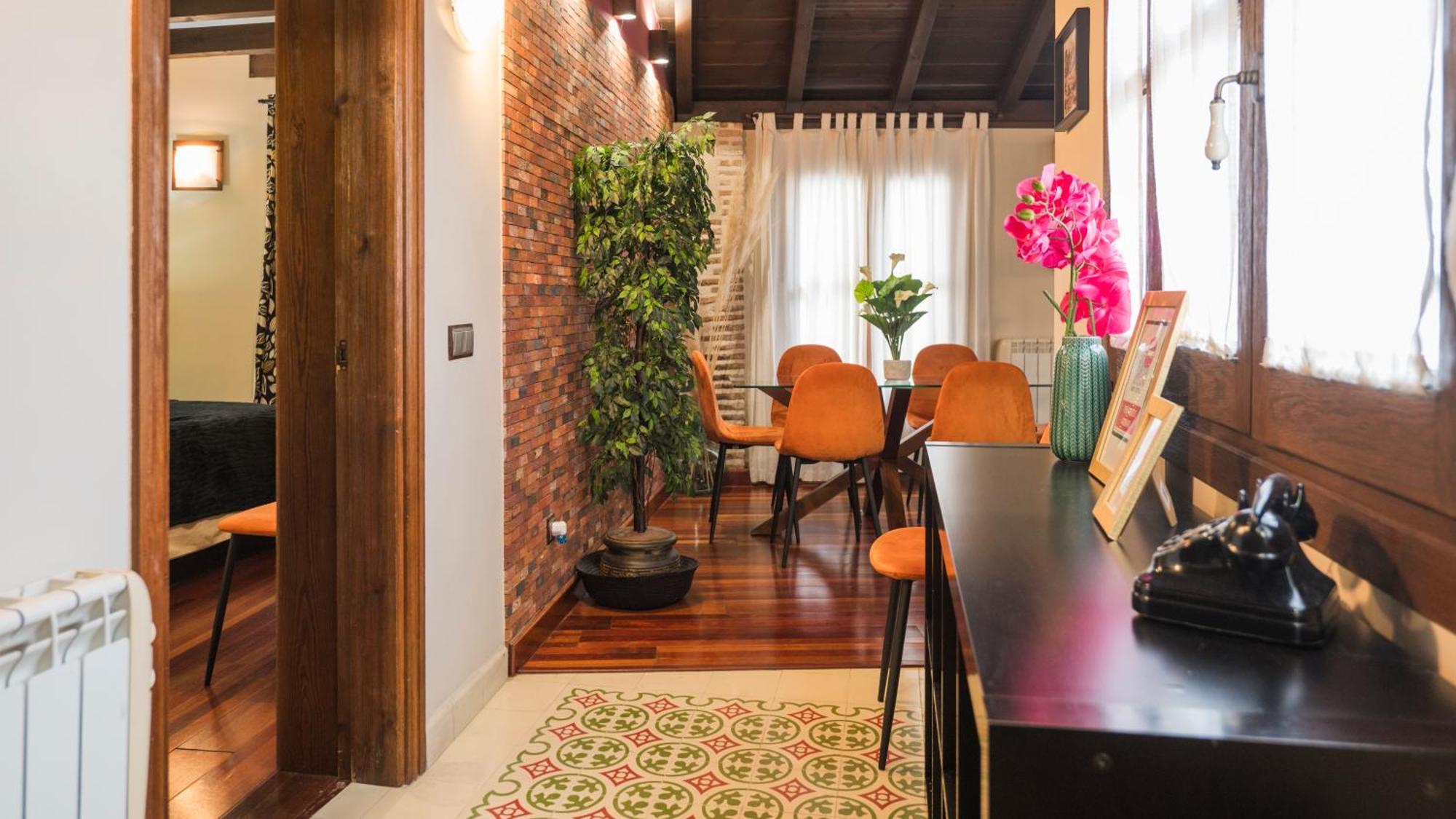 Apartamentos Las Teresitas Junto A La Catedral Toledo Dış mekan fotoğraf